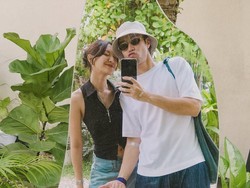 Penampakan Surat Sheila Dara untuk Vidi Aldiano yang Ditulis Pakai Bahasa Kroasia