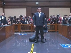 Hakim Peringatkan Pengunjung Sidang Vonis Hasto Kristiyanto Tak Buat Gaduh