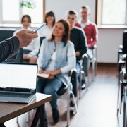 Perlu Diketahui, Ini 5 Pelajaran Karier yang Tidak Diajarkan di Bangku Perkuliahan