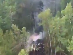 Video: Melihat Lokasi Jatuhnya Pesawat Angara Airlines di Rusia