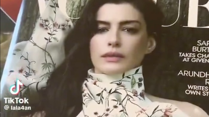 img-title Model AI Muncul di Majalah Vogue Tuai Kritik Pembaca