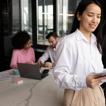 Peluang Besar! 8 Pekerjaan yang Wajib Dipertimbangkan Perempuan di 2025