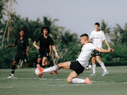 Boris Kopitovic Tak Sabar Kenakan Jersey Baru, Berhasrat Jebol Gawang PSIM