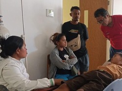 5 Siswa SMPN 8 Kupang yang Diduga Keracunan MBG Kembali Dibawa ke RS