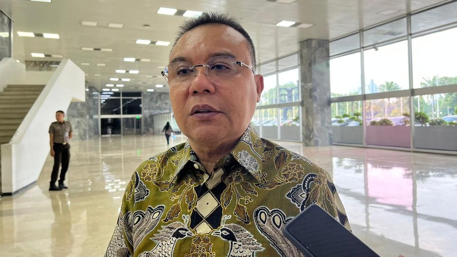 Sufmi Dasco Ahmad Wakil Ketua DPR, Sufmi Dasco Ahmad, di kompleks parlemen, Senayan, Jakarta, Jumat (25/7/2025).