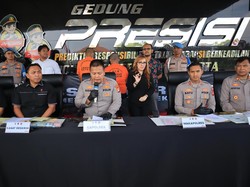 Minta Nanas Sambil Todong Golok, 2 Pria Putra Daerah Bekasi Ditangkap