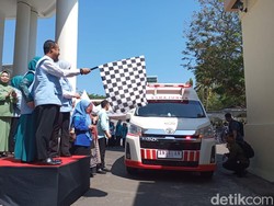 Pemprov Sulsel Luncurkan MICU, Layanan Ambulans Dilengkapi Ruang Operasi