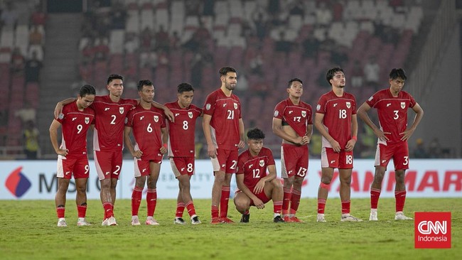 Kapan, Jam, Tayang di Mana? Timnas Indonesia U-23 akan melawan Vietnam U-23 pada final Piala AFF U-23 2025. Simak jadwal lengkap, jam kickoff, dan cara menonton pertandingannya!