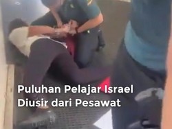 Video Puluhan Pelajar Israel Diusir dari Pesawat