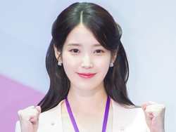 Kado Buat UENA, IU Donasikan Penghasilannya Rp2,3 Miliar