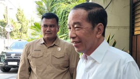 Jokowi Jawab Tom Lembong soal Impor Gula Atas Perintah Presiden