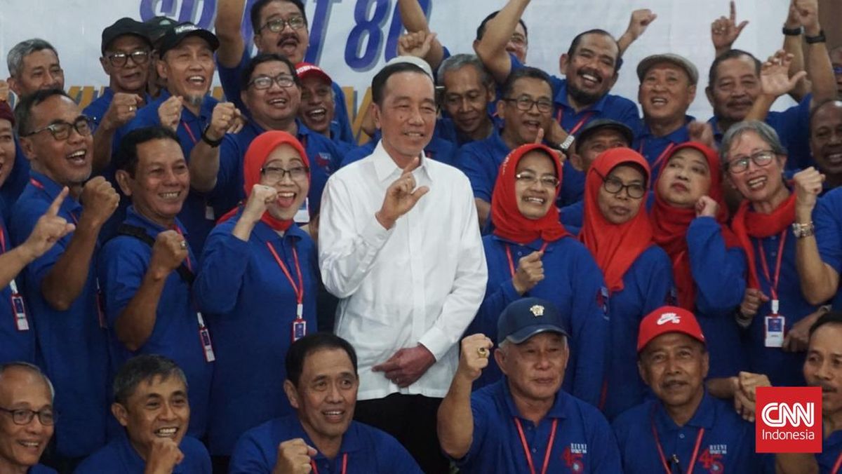 Jokowi Tak Pakai Seragam Reuni UGM, Ini Kata Panitia