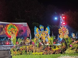 Penampilan Tari Kreasi-Lagu Meriahkan Klaten Lurik Night Carnival