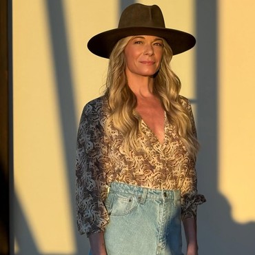 Lirik Lagu Life Goes On - LeAnn Rimes