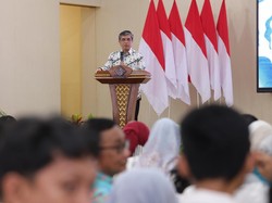HUT Ke-78 Kemnaker, Menaker Ingin Jajarannya Kembangkan Karier