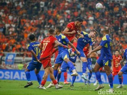 Pemain Terbaik di Laga Super League Akan Dapat Ponsel