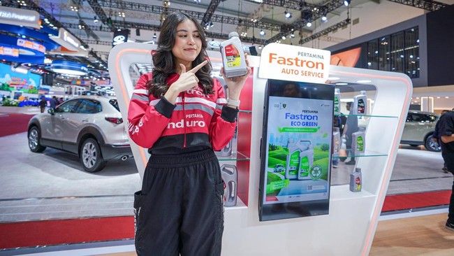 Kedua produk pelumas ramah lingkungan terbaru Pertamina yang merupakan karya anak bangsa itu adalah Fastron Eco Green, dan Pertamina Fastron Diesel 5W-30.