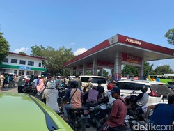 Penutupan Jalur Gumitir Bikin Suplai BBM di Jember Tersendat