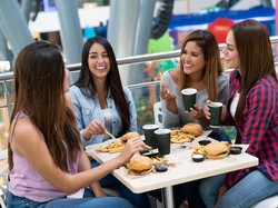 3 Tips Makan Hemat di Mall Buat Kaum Rojali dan Rohana