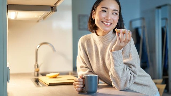 7 Makanan Ini Bantu Otak Tetap Tajam Sampai Tua