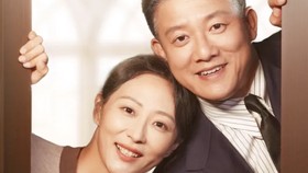 Sinopsis Love at Fifty, Kala Cinta Datang di Usia 50-an