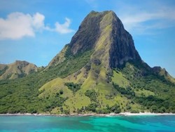 Pesona Nuca Molas, Spot Mirip Pulau Jurassic Park di NTT