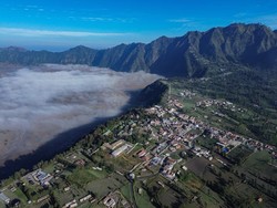 Gunung-gunung di Taman Nasional Bromo Tengger Semeru
