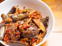 Resep Terong Balado Campur Teri Buat Makan Siang Sedap