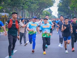 Walkot Pekanbaru Puji Kolaborasi Semua Pihak Padamkan Karhutla di Riau