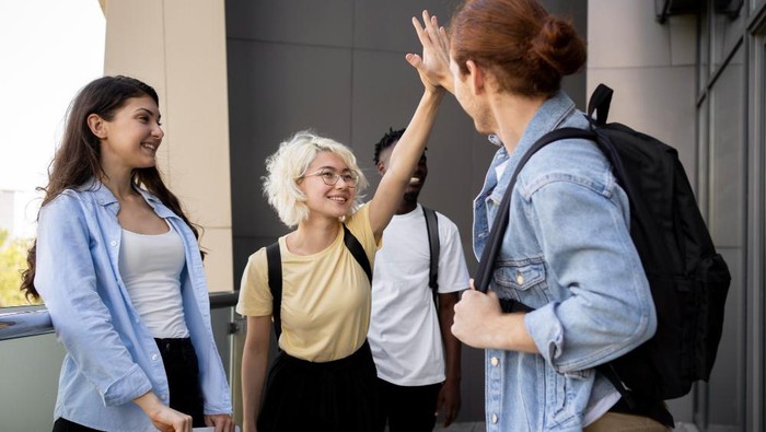 Mahasiswa Baru Catat! Ini 5 Cara Mendapat Teman Baru di Kampus