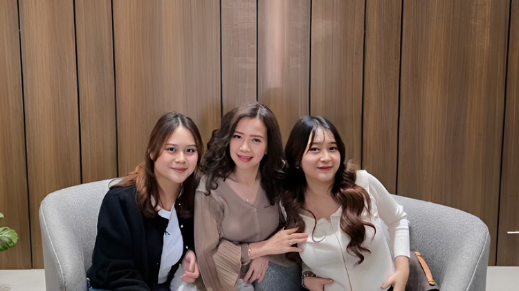 Cerita Lucu Vior, Baru Tahu Ibunda Pegang Jabatan Komisaris Perusahaan dari Netizen di Media Sosial