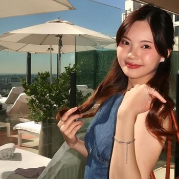 Profil Erika Richardo, Pelukis yang Sukses Galang Donasi Rp1 Miliar untuk Bangun Sekolah di Lombok