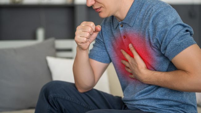 Segera periksa nyeri dada di Chest Pain Unit Mayapada Hospital. Layanan cepat dan akurat untuk deteksi dini masalah jantung, gratis jika tidak ada masalah.