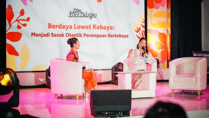 img-title Perayaan Identitas, Budaya, dan Pemberdayaan dalam Dialog Kita Berkebaya