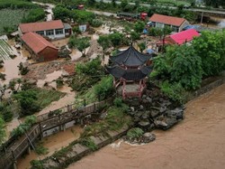 4 Orang Tewas Akibat Banjir-Longsor di China, 8 Hilang