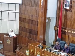 Koster Larang Akomodasi Pariwisata di Lahan Produktif Mulai Tahun Ini