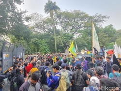 Ada Aksi Indonesia Cemas, Jalan Merdeka Selatan Arah Gambir Ditutup