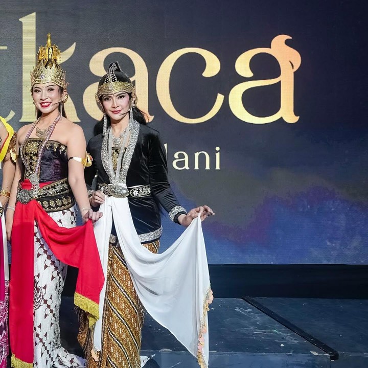 <p>Aktris Maudy Koesnaedi baru-baru ini terlibat dalam pentas wayang orang berjudul <em>Gatot Kaca: Ksatria dari Pringgodani</em>. Dalam pentas ini, Maudy memerankan karakter Dewi Kunti, yang dikenal sebagai perempuan cerdas. (Foto: Instagram @maudykoesnaedi)</p>