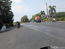 Perbaikan Rel KA Dekat Terminal Lamongan Mulai 29 Juli