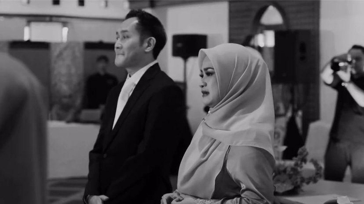 Pernikahan Adira Kania