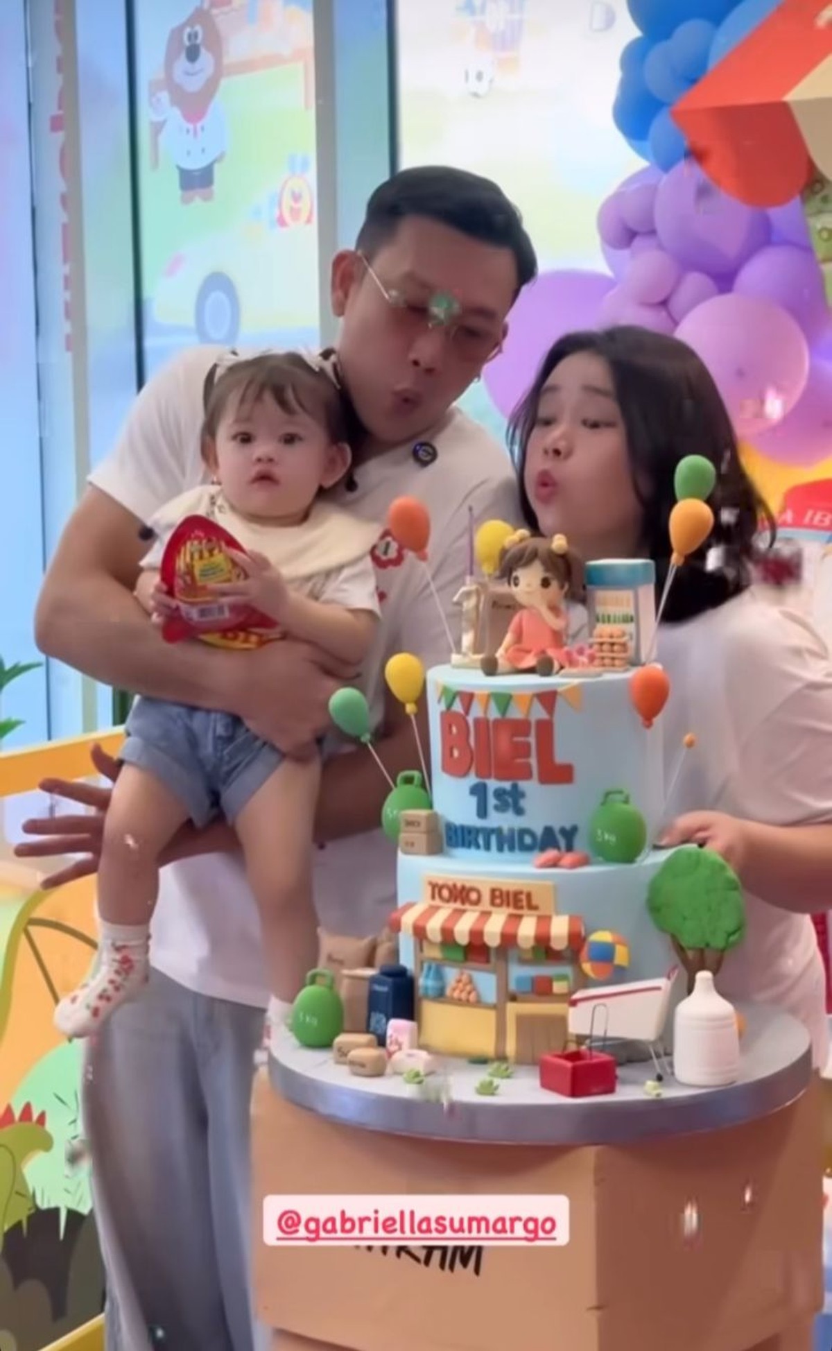 Pesta Ultah Anak Denny Sumargo