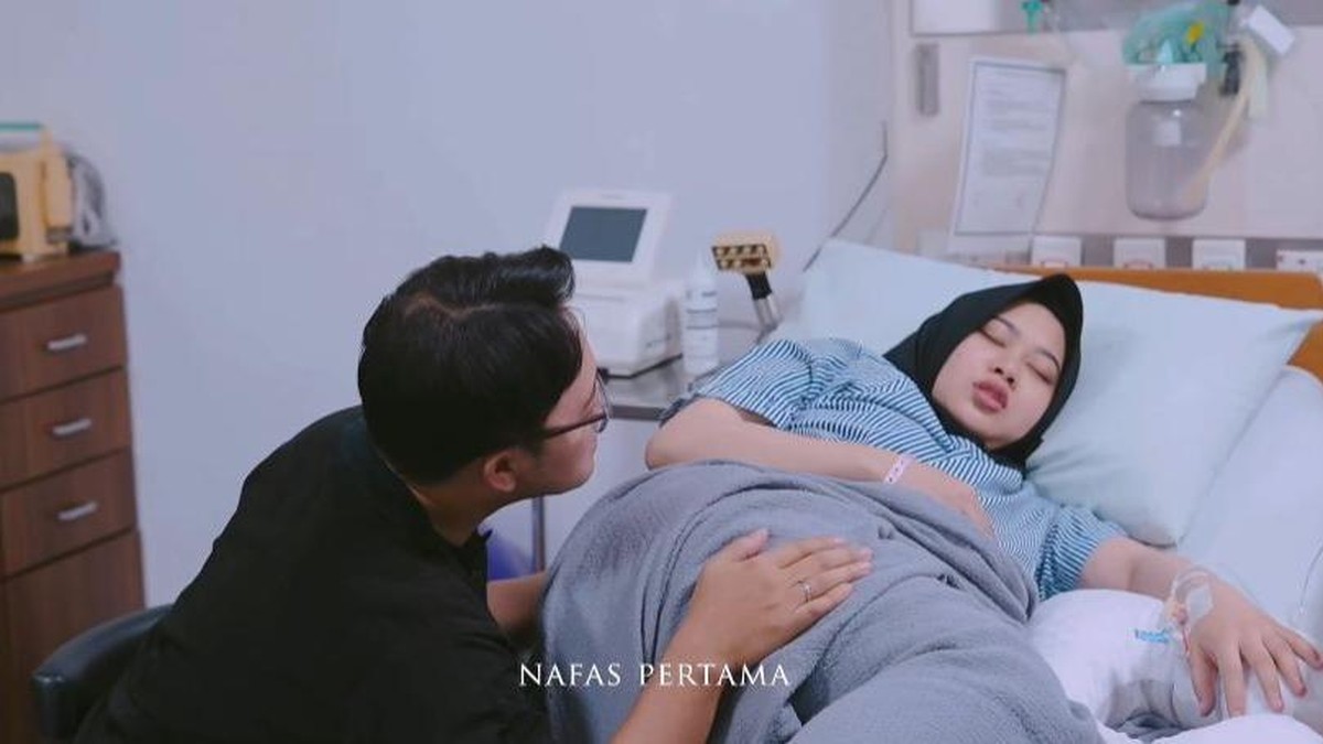 Potret Istri Danang DA Melahirkan Anak Pertama