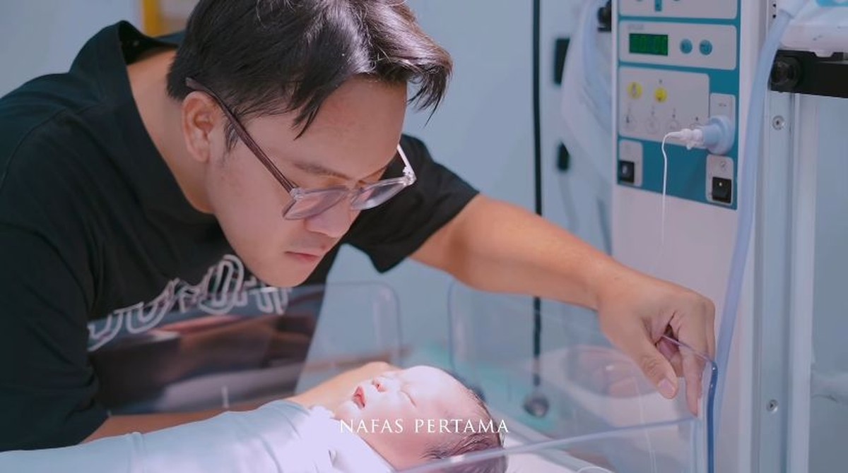 Potret Istri Danang DA Melahirkan Anak Pertama
