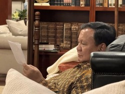 Prabowo Baca Surat dari Siswa Sekolah Rakyat, Ini Isinya