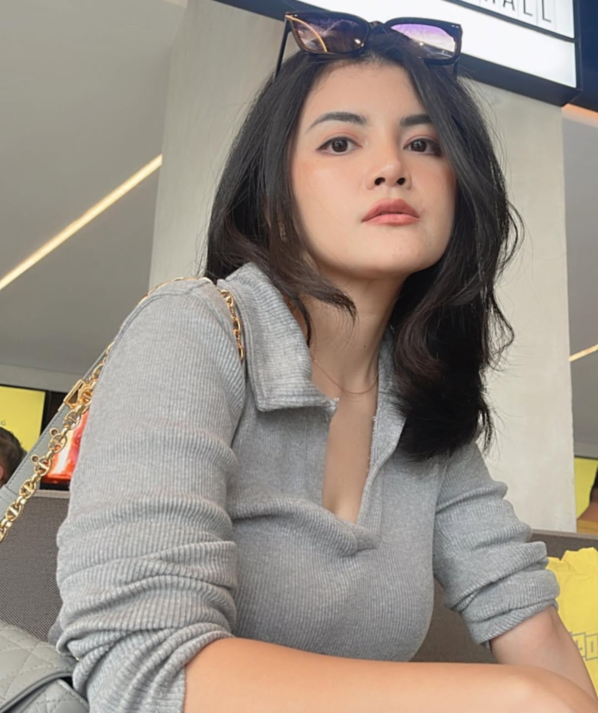 Tania Putri