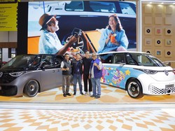 Ini Fitur Favorit Dokter Tirta saat Pakai VW ID. Buzz