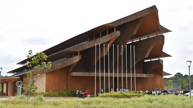 Kementerian Perhubungan memastikan terminal VIP dan VVIP Bandara Nusantara Ibu Kota Nusantara (IKN) dan sejumlah fasilitas utama lainnya sudah selesai dibangun.