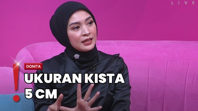 Pernah Sakit Kista, Donita Ngaku Sembuh karena Air Zamzam