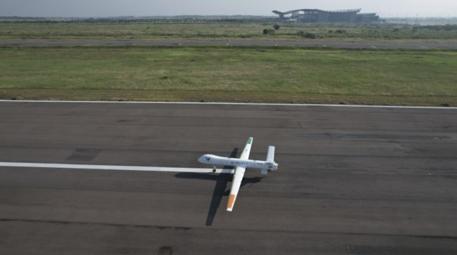 Direktur PTDI mengatakan drone Elang Hitam didesain menjalankan misi pengawasan dan intelijen dengan durasi operasional hingga 24 jam ketinggian 20 ribu kaki.