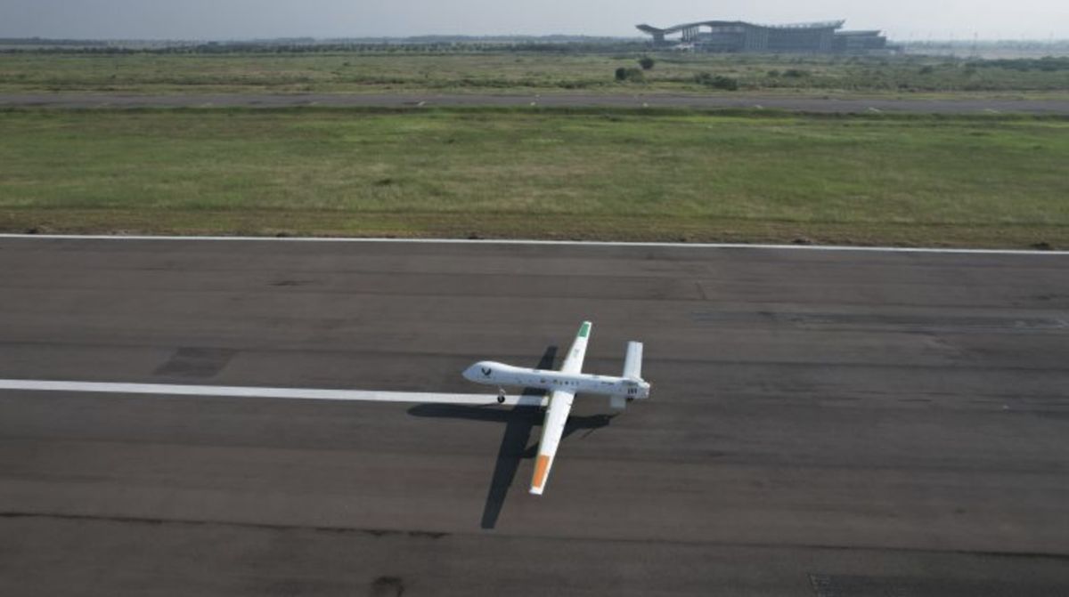 Drone Elang Hitam Uji Terbang di Majalengka, 24 Jam 20 Ribu Kaki